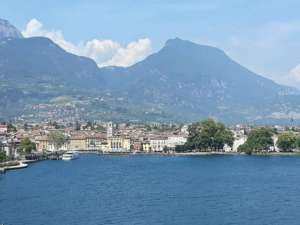 Inpsieme vacanza studio per ragazzi delle superiori - gita Riva del Garda